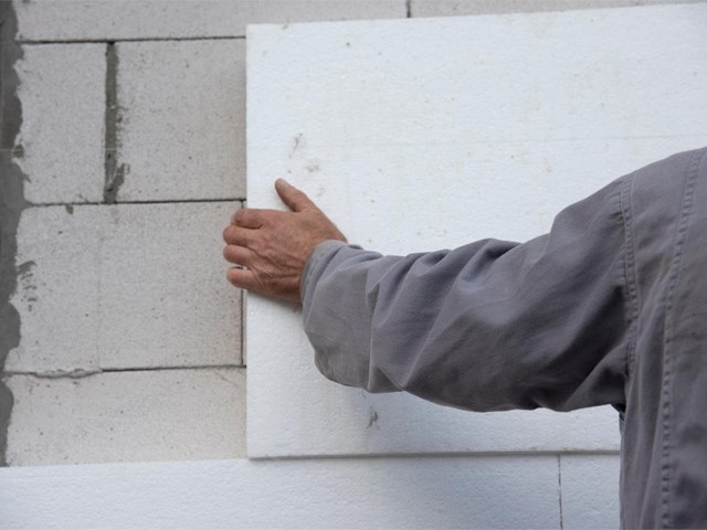 Impermeabilización de fachadas: qué es y cómo evitar problemas de humedades y filtraciones